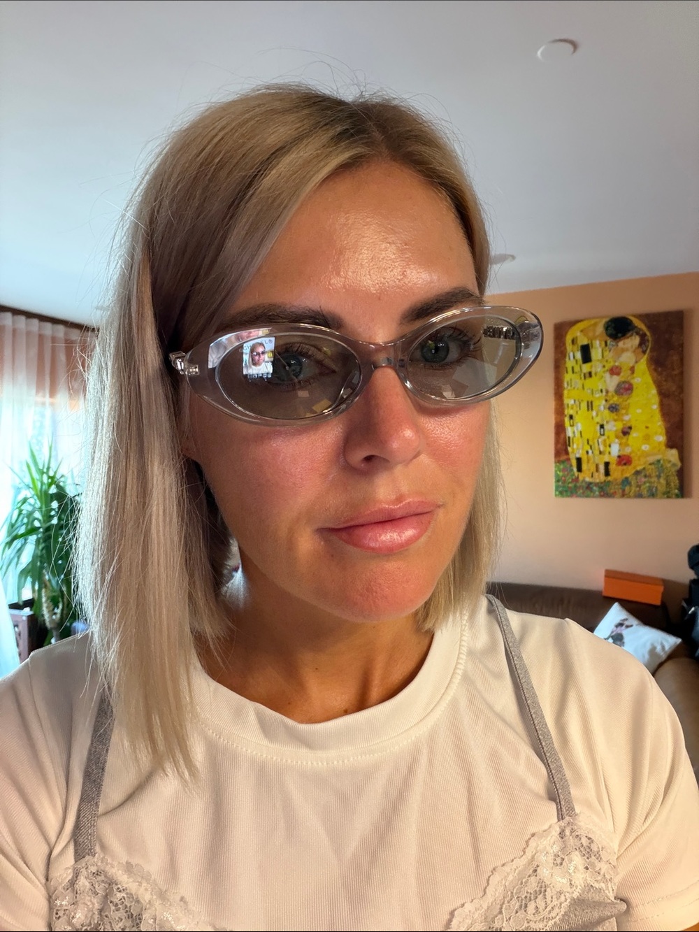 CHANEL Clear Frame Sunglasses with Black Quilted Logo Case - Picture 5 of 5